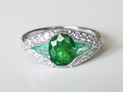 Bague best sale grenat vert