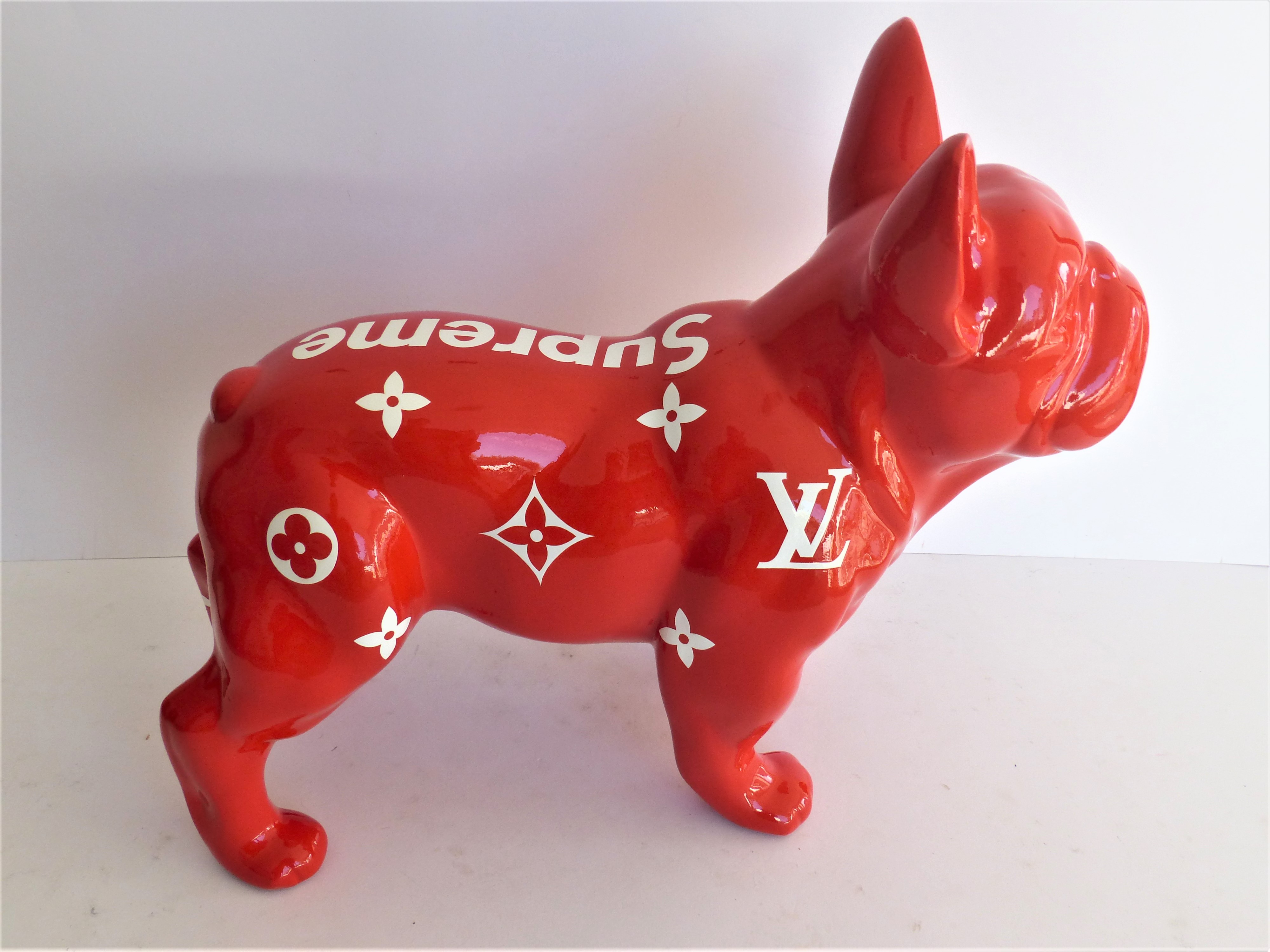 Louis Vuitton Balloon Dog Statue in Red – HT Animal Supply LLC