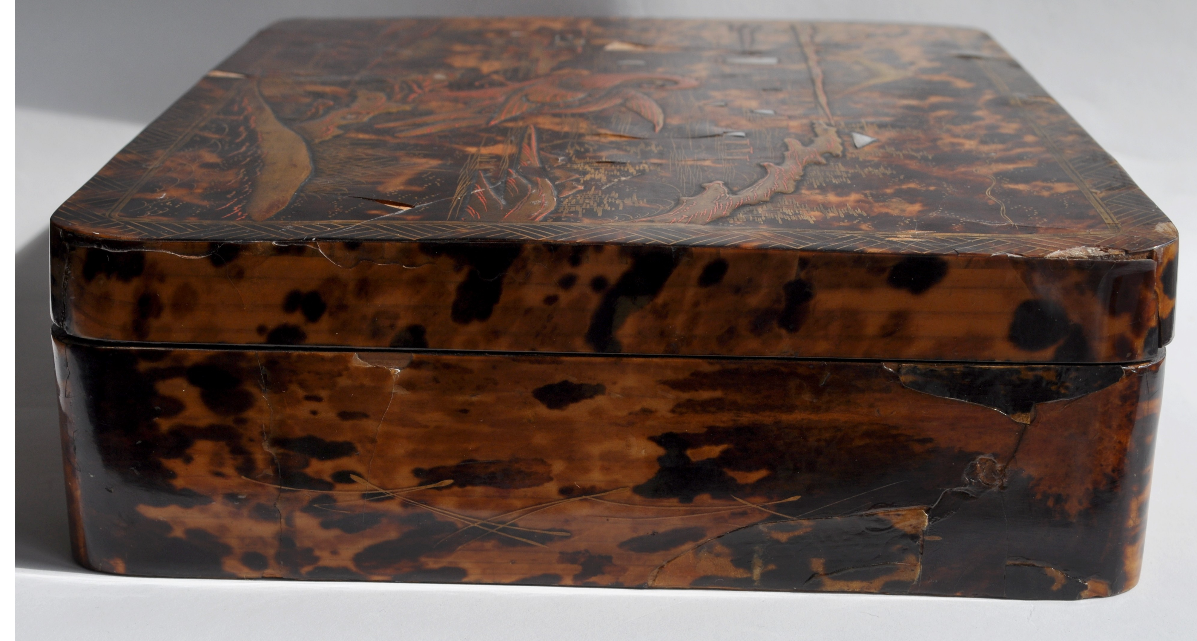 Japan Tortoiseshell And Lacquer Game Box Early th Century Asian Art Plazzart